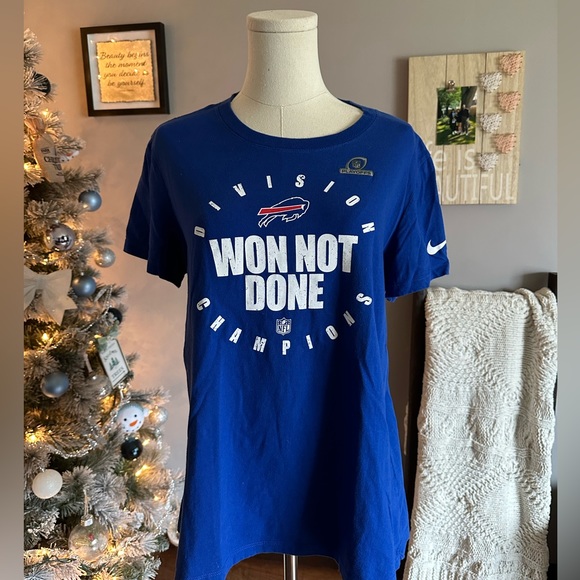 Nike Tops - Buffalo Bills T Shirt